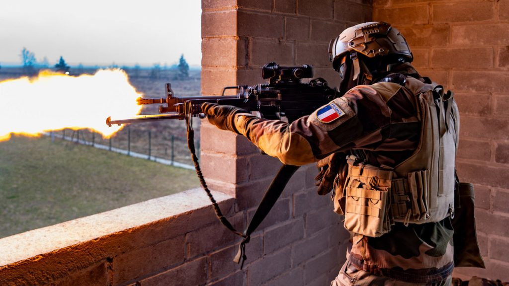 Trong cuộc tập trận, quân đội Pháp nhấn mạnh tầm quan trọng của các thiết bị công nghệ cao như UAV, hệ thống tác chiến điện tử và trinh sát, cố gắng cải thiện khả năng chiến đấu trong các lĩnh vực này. Tuy nhiên, Pháp rõ ràng đang tụt hậu trong lĩnh vực công nghệ UAV tự sát, điều này đã bị những người tham gia cuộc tập trận chỉ trích. 