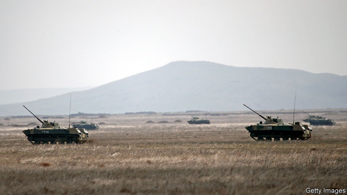 Trang Ukrinform của Ukraine cũng đã đưa tin, vào ngày 18/2, các nhà lãnh đạo của các nước cộng hòa tự xưng, đã thông báo về việc sơ tán cư dân của các vùng lãnh thổ bị chiếm đóng tới vùng Rostov của Nga, vì những gì họ cho là một cuộc tấn công của Quân đội Ukraine.