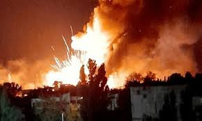 Tính năng nào của tên lửa HIMARS Ukraine khiến Nga khó chịu nhất? - Hình 5 Tinh nang nao cua ten lua HIMARS Ukraine khien Nga kho chiu nhat?-Hinh-5