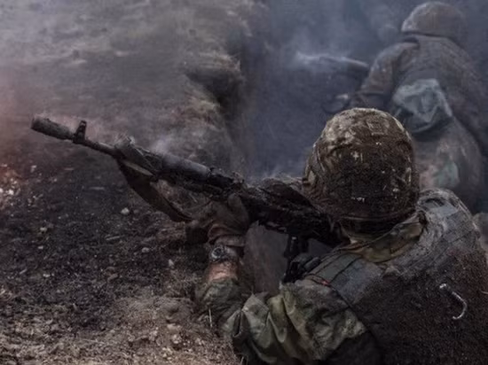 Nhằm cố gắng ngăn chặn sự phong tỏa hoàn toàn Velikaya Novoselka, Bộ Tổng tham mưu AFU đang chuyển quân dự bị đến khu vực này của mặt trận và cố gắng phản công. Giao tranh ác liệt vẫn tiếp tục diễn ra trong khu làng Novy Komar, trên đoạn đường từ Solenaya đến ngã rẽ đường đi Vremevka và hướng tới Novopil.