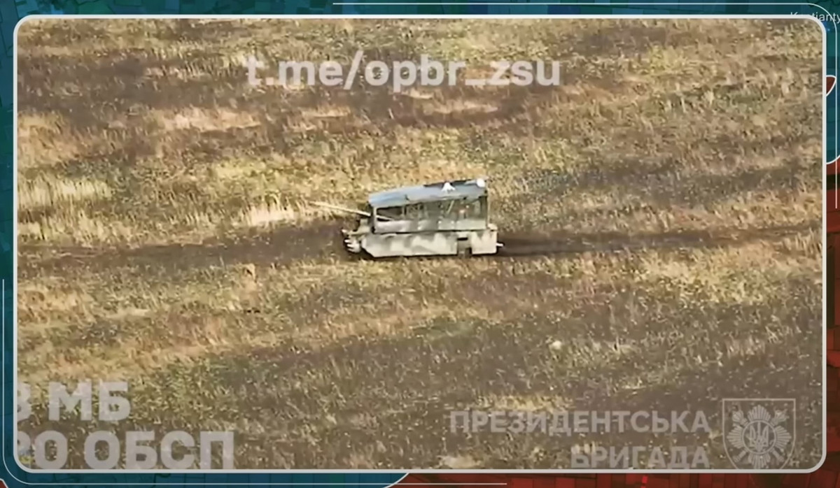 Cuộc tấn công của Quân đội Nga không chỉ tập trung vào lực lượng phòng thủ nòng cốt ở Velyka Novosyolka, mà còn vào một số đầu cầu nhỏ nằm rải rác khắp nơi. Những đầu cầu này ban đầu là tiền đồn được Quân đội Ukraine sử dụng, để theo dõi động thái của Quân đội Nga; nhưng giờ đây chúng đã trở thành mục tiêu tấn công đầu tiên.