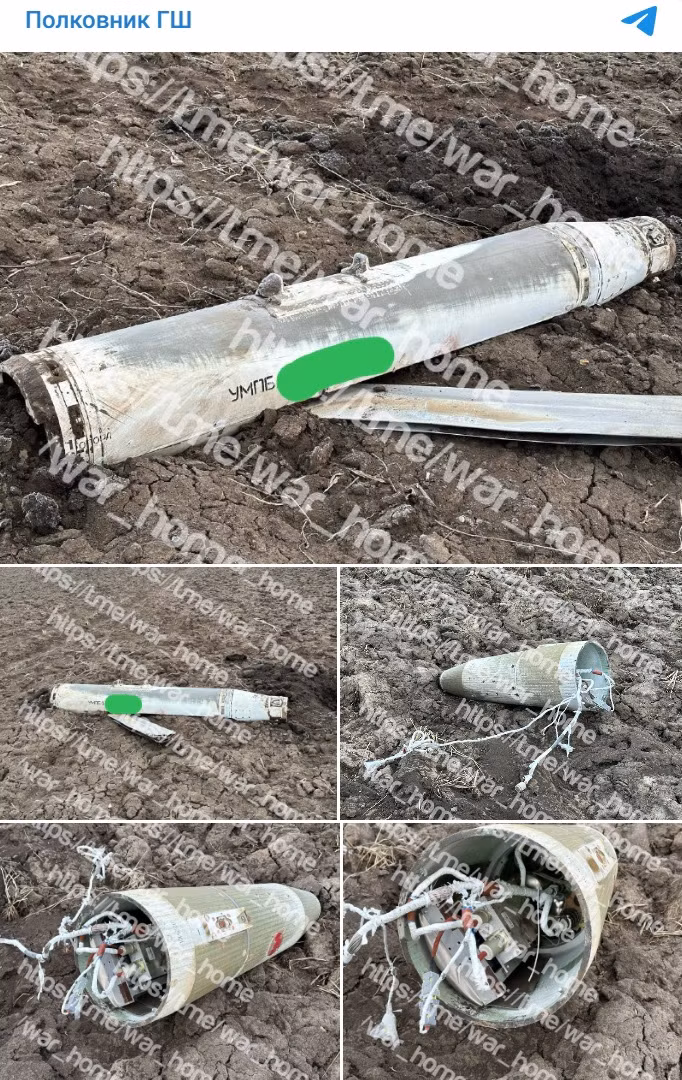 Bom UMPB D-30SN xuất hiện đầu tiên vào ngày 8/3/2024 tại chiến trường Ukraine, cho thấy Không quân Nga đã sử dụng vũ khí chưa từng thấy trước đây, với ký hiệu "UMPB" được khắc trên thân bom. Loại vũ khí này được cải tiến từ bom rơi tự do FAB-250. 