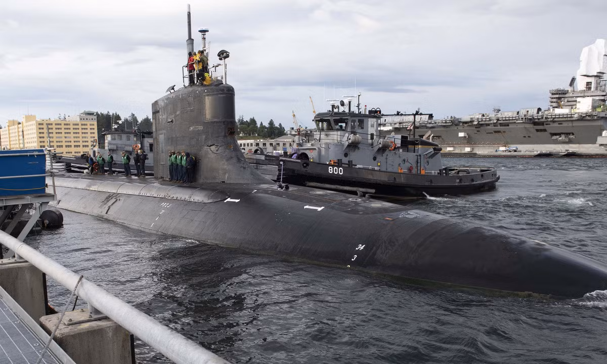 Hiện nay, tàu ngầm Connecticut và các tàu chị em của nó là Sea Wolf và Jimmy Carter được biết đến với những chuyến tuần tra bí mật dài ngày dưới lớp băng ở Bắc Cực. Điều này được hiểu rằng, các tàu ngầm hạt nhân này cũng có thể tham gia vào một số lượng lớn các nhiệm vụ khác, như thu thập thông tin tình báo.