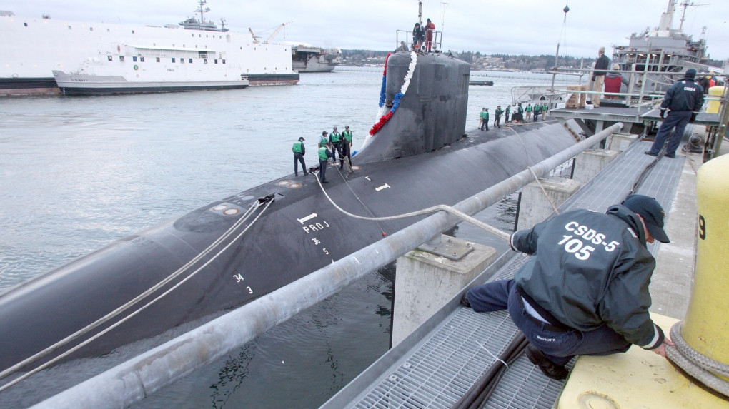 Về những gì đã xảy ra với tàu ngầm nguyên tử Connecticut, các thông tin chi tiết hiện tại vẫn còn rất hạn chế. Các quan chức quân đội Mỹ cho biết, không có dấu hiệu nào cho thấy “vật thể” va chạm với Connecticut là một tàu ngầm khác, cũng như không có một dải đá ngầm hay đảo chìm nào trong khu vực biển xảy ra vụ va chạm vào thời điểm đó.