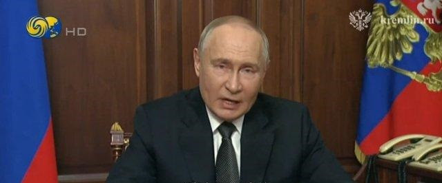 Tổng thống Nga Vladimir Putin ngày 21/11 đã công khai tuyên bố rằng, Lực lượng Không quân Vũ trụ Nga đã phóng một tên lửa siêu thanh tầm trung mới, có tên mã là Oreshnik về phía Ukraine, để đáp trả việc Mỹ cho phép Ukraine sử dụng tên lửa tầm xa do Mỹ cung cấp, tấn công vào lãnh thổ Nga.