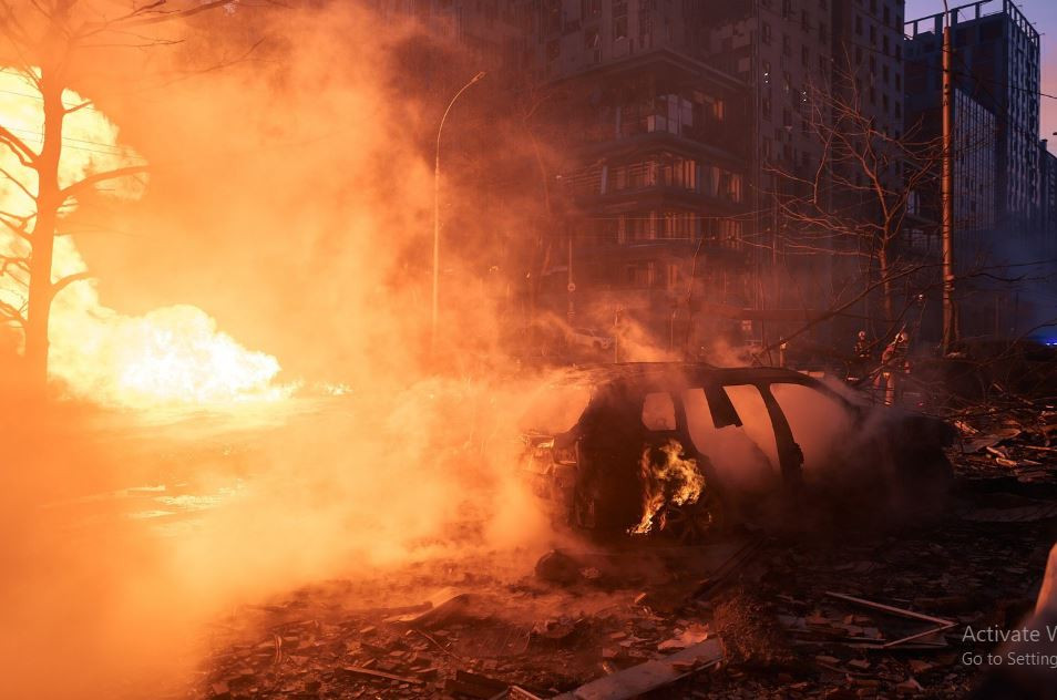 Ông Stepanov, nhà nghiên cứu cấp cao tại Viện Nghiên cứu Mỹ Latinh, thuộc Viện Hàn lâm Khoa học Nga, nói với hãng thông tấn TASS, “Các cuộc tấn công đáp trả của chúng tôi không phải là nỗ lực đơn lẻ, mà là những nỗ lực có hệ thống, nhằm loại bỏ các năng lực quân sự và trung tâm kiểm soát của Ukraine”,