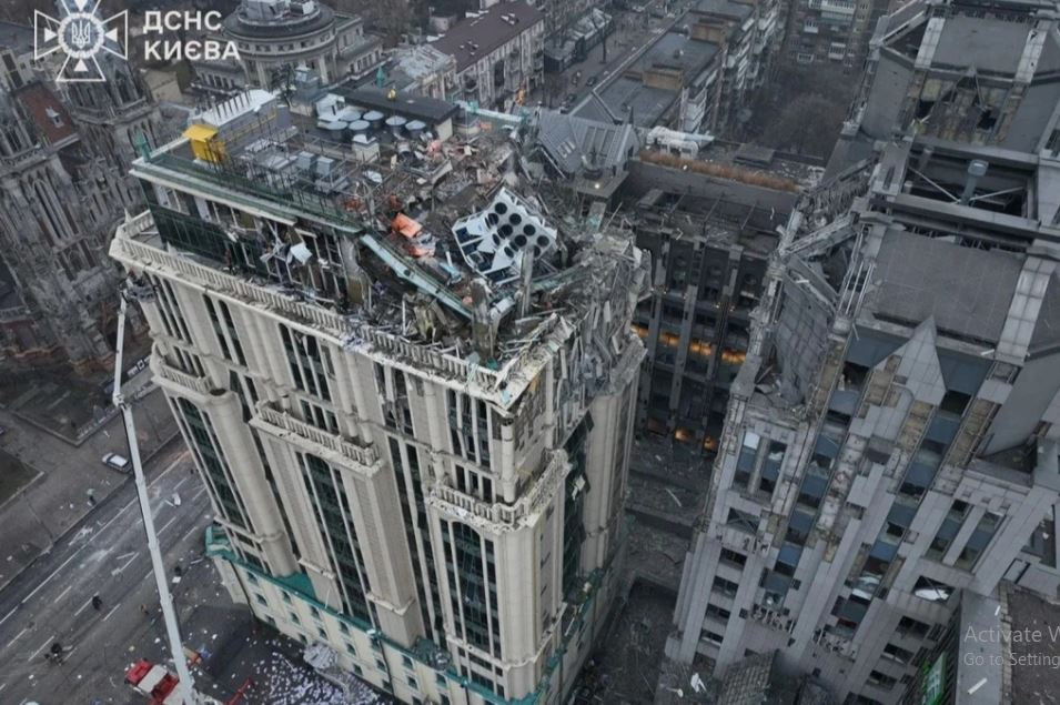 Ngày 20/12, Quân đội Nga (RFAF) đã chính thức phát động đợt tấn công trả đũa nhằm vào Ukraine, sau khi Kiev thực hiện các vụ ám sát các quan chức quân sự cấp cao của Nga. Bắt đầu từ sáng 20/12, thủ đô Kiev của Ukraine lần lượt bị tấn công bởi loạt tên lửa hành trình, tên lửa đạn đạo chiến thuật, tên lửa siêu thanh Kinzhal, UAV tự sát Geran-2.