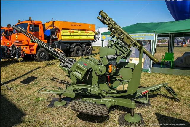 Hiện chưa rõ liệu hệ thống phòng không mới được Nga phát triển theo yêu cầu đặc biệt của chiến trường Ukraine, hay đã được thử nghiệm thực tế trên chiến trường hoặc đặt hàng để sản xuất hàng loạt?