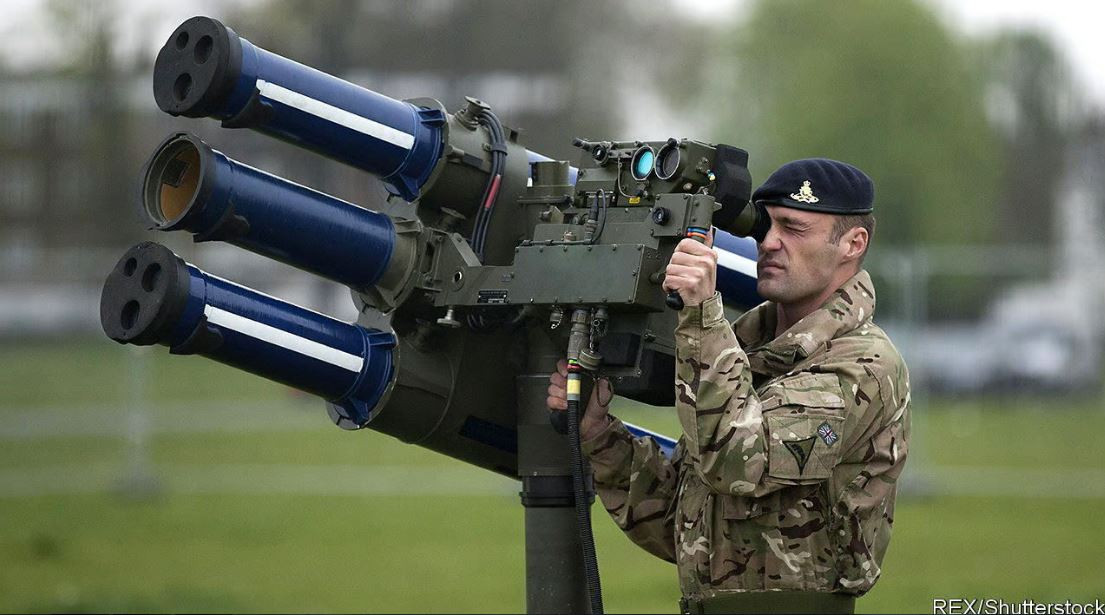 Cần lưu ý rằng vào thời điểm đó, Quân đội Ukraine được viện trợ nhiều loại MANPADS từ các quốc gia khác nhau, nhưng chính MANPADS Starstreak của Anh mới là “ngôi sao truyền thông” vì tính chất “độc” và “lạ” của Starstreak; được truyền thông phương Tây quảng bá là "vũ khí thần kỳ" với khả năng “bách phát, bách trúng”.