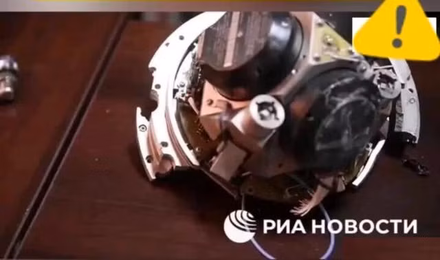 Theo thông tin của hãng tin Sputnik, các chuyên gia Nga đang nghiên cứu hệ thống dẫn đường và điều chỉnh đường bay của tên lửa ATACMS của Mỹ và đã phát hiện được những bí mật của hệ thống dẫn đường quán tính (INS) bằng con quay laser hồi chuyển ba bậc và mô-đun GPS.