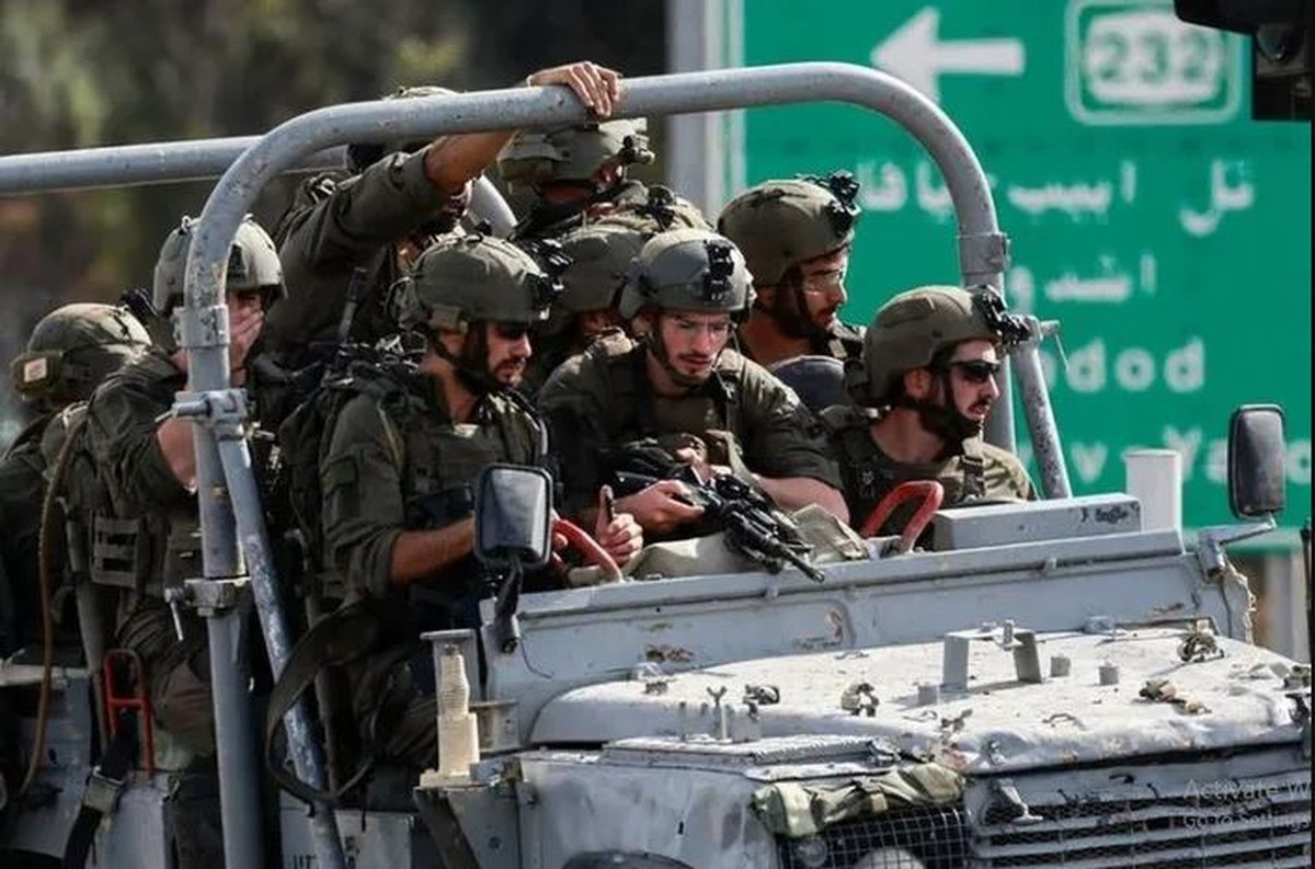 Thông tin của IDF trước đó cho biết, Lực lượng Phòng vệ Israel đã hoàn thành việc sơ tán dân thường Israel khỏi tất cả các khu dân cư gần Dải Gaza. Người phát ngôn cũng nhấn mạnh, từ nay trở đi, bất cứ ai đến gần lãnh thổ Israel sẽ bị tiêu diệt.