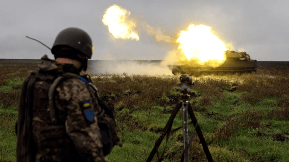 Theo hãng tin Reuters, vào ngày Quân đội Ukraina phát động tổng phản công vào Bakhmut (ngày 2/9), Lữ đoàn bộ binh 10, 30, 56 và Lữ đoàn đổ bộ đường không 77 đã cùng nhau tiến hành phản công theo hướng Zalizniysk và Rozdolivka. 