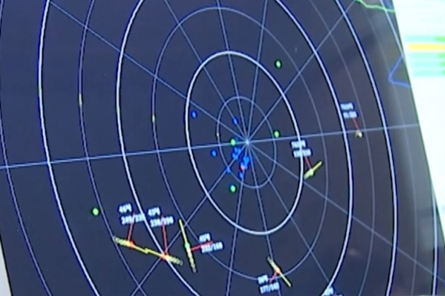 Trong bối cảnh căng thẳng giữa Nga và NATO tăng cao, gần đây các hành động khiêu khích thường xuyên do máy bay NATO tạo ra gần không phận Crimea gia tăng đột biến, điều này đã buộc Bộ Tổng tham mưu Nga phải chỉ đạo các đơn vị phòng không tại đây tiến hành các cuộc diễn tập.