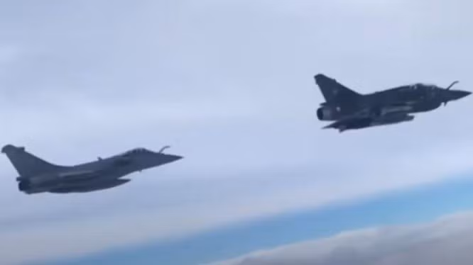 Một đặc điểm trong các cuộc diễn tập tại đây, đó là các mục tiêu là máy bay chiến đấu thật và các máy bay do thám nước ngoài của NATO, gần đây xuất hiện với tần xuất cao, gần bờ biển của Crimea mỗi ngày; trong đó các kíp chiến đấu sẽ thực hành phát hiện và tiêu diệt, bảo đảm sát thực tế chiến đấu.