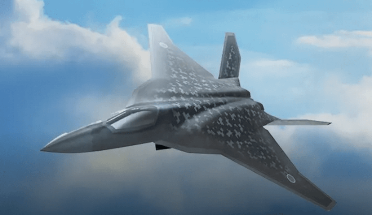 Ngoài ra Nhật Bản cũng bắt đầu nghiên cứu và phát triển chiến đấu cơ thế hệ 6, để thay thế những chiếc F-2 của không quân nước này trong tương lai. Nhật cũng sẽ hợp tác với Mỹ để phát triển và triển khai một loạt các vệ tinh cảnh báo tên lửa hoạt động ở quỹ đạo thấp.