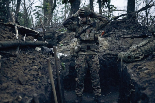 Còn tại khu vực Kupyansk thuộc tỉnh Kharkov, Quân đội Ukraine trên thực tế đã hoàn thành việc xây dựng các tuyến phòng thủ, chuẩn bị cho các cuộc chiến có thể xảy ra.