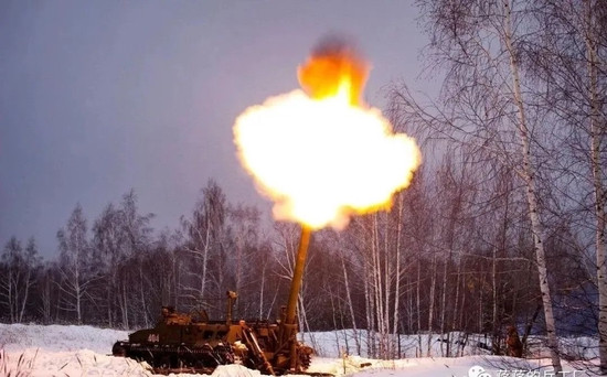 Như vậy trong môi trường tác chiến đặc biệt, đạn cối cỡ lớn như 1К113 vẫn phát huy tác dụng rất lớn hơn các loại vũ khí khác; vừa đảm bảo mức chính xác, khả năng phá hủy mục tiêu cao, tốc độ phản ứng nhanh và tiết kiệm hơn nhiều so với sử dụng không quân.