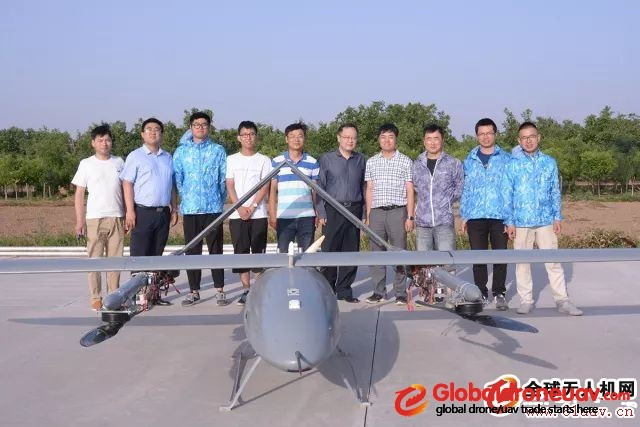 Vậy UAV CH-804D là loại nào? theo Sina, UAV CH-804D xuất hiện lần đầu tiên tại Triển lãm Hàng không Chu Hải năm 2018 và chuyến bay thử nghiệm hoàn toàn tự động đầu tiên của CH-804D, đã được hoàn thành vào tháng 6/2018.