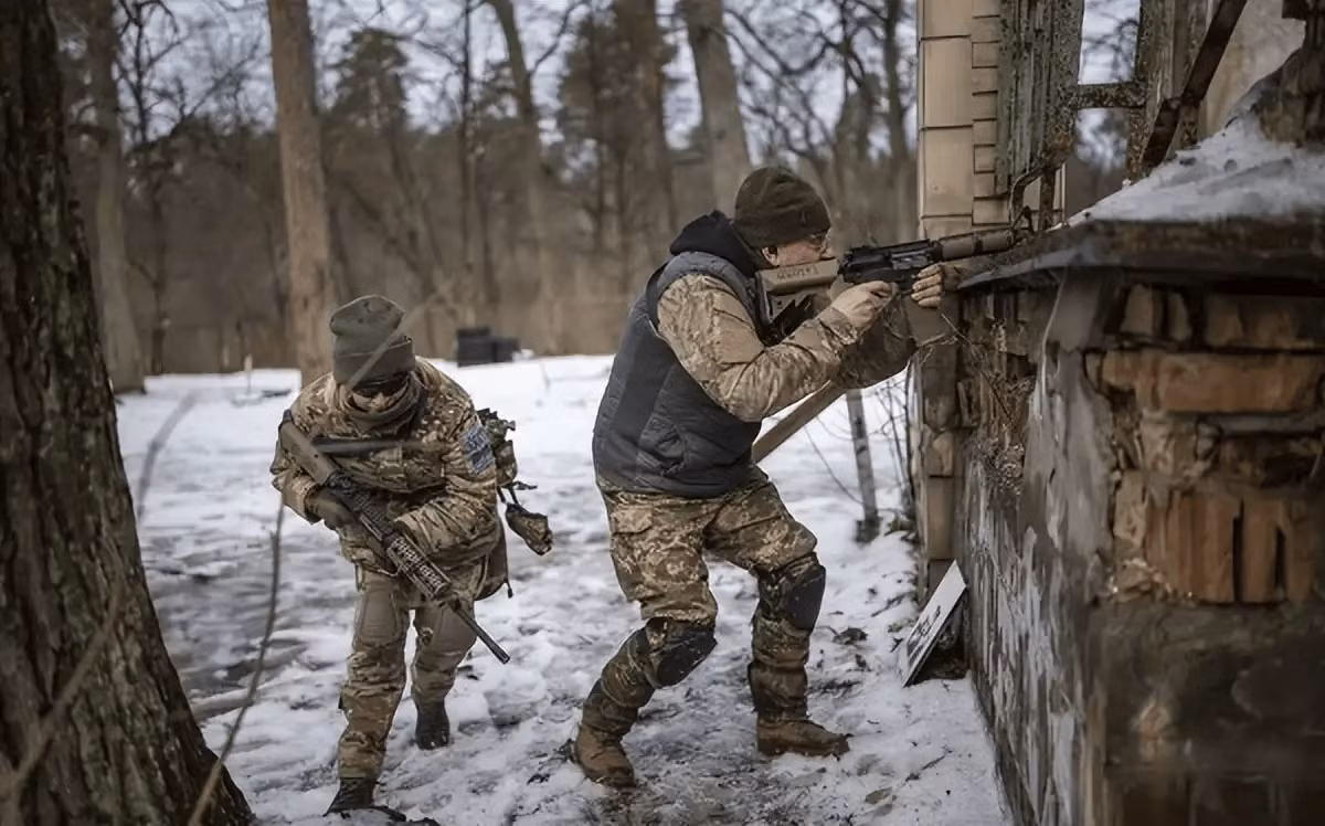 Tuy nhiên, dù chỉ huy AFU có lên kế hoạch kỹ lưỡng đến đâu, thì lực lượng của họ vẫn chưa đủ mạnh. Lực lượng đặc nhiệm SSO của AFU ngay lập tức đã bị đẩy lùi ở phía tây làng Demidovka, và nhóm bộ binh Ukraine tấn công Belgorod đã phải chịu thương vong nặng nề.