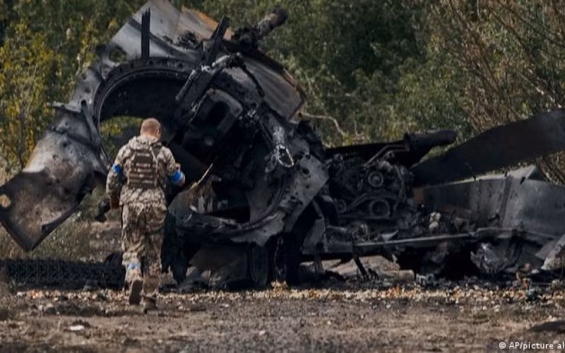 Tuy nhiên, với địa hình như trên, lại rất phù hợp để quân đội Ukraine sử dụng các cuộc tấn công chính xác của pháo binh tầm xa và chiến thuật phục kích bằng tên lửa chống tăng của lực lượng đặc biệt; điều đó sẽ gây cho quân Nga thiệt hại lớn, nếu mạo hiểm tiến quân theo đường bộ. 