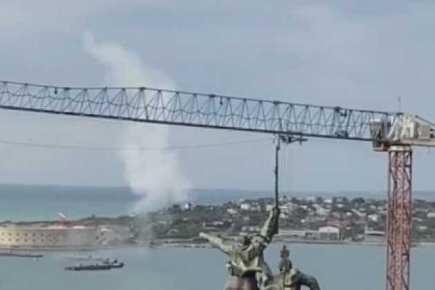 Nga tung đòn trả đũa sau vụ tấn công của Ukraine vào Crimea - Hình 2 Nga tung don tra dua sau vu tan cong cua Ukraine vao Crimea-Hinh-2