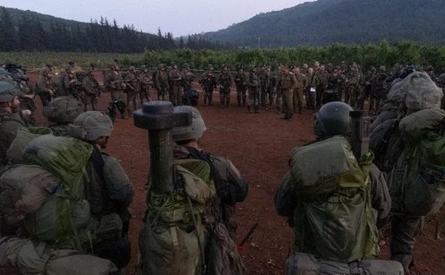 Trước đó, Quân đội Israel đã tập kết bộ binh, pháo binh, xe tăng và xe thiết giáp tới khu vực phía bắc đất nước, giáp với biên giới Lebanon. Ngày 1/10, truyền thông Israel đưa tin, Lữ đoàn Golani số 1 và Lữ đoàn thiết giáp số 188 thuộc Sư đoàn 98 của Quân đội Israel (IDF) đã tham gia chiến dịch trên bộ ở Lebanon.