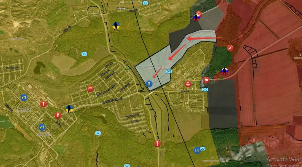 Nhưng theo trang Topwar của Nga nhận định, có khả năng quân Nga không vội tiến thẳng vào Chasov Yar, do liên quan đến việc vượt qua kênh đào Seversky Donets-Donbass. Mặc dù trên thực tế, con kênh đào đã không còn nước kể từ năm 2014. 