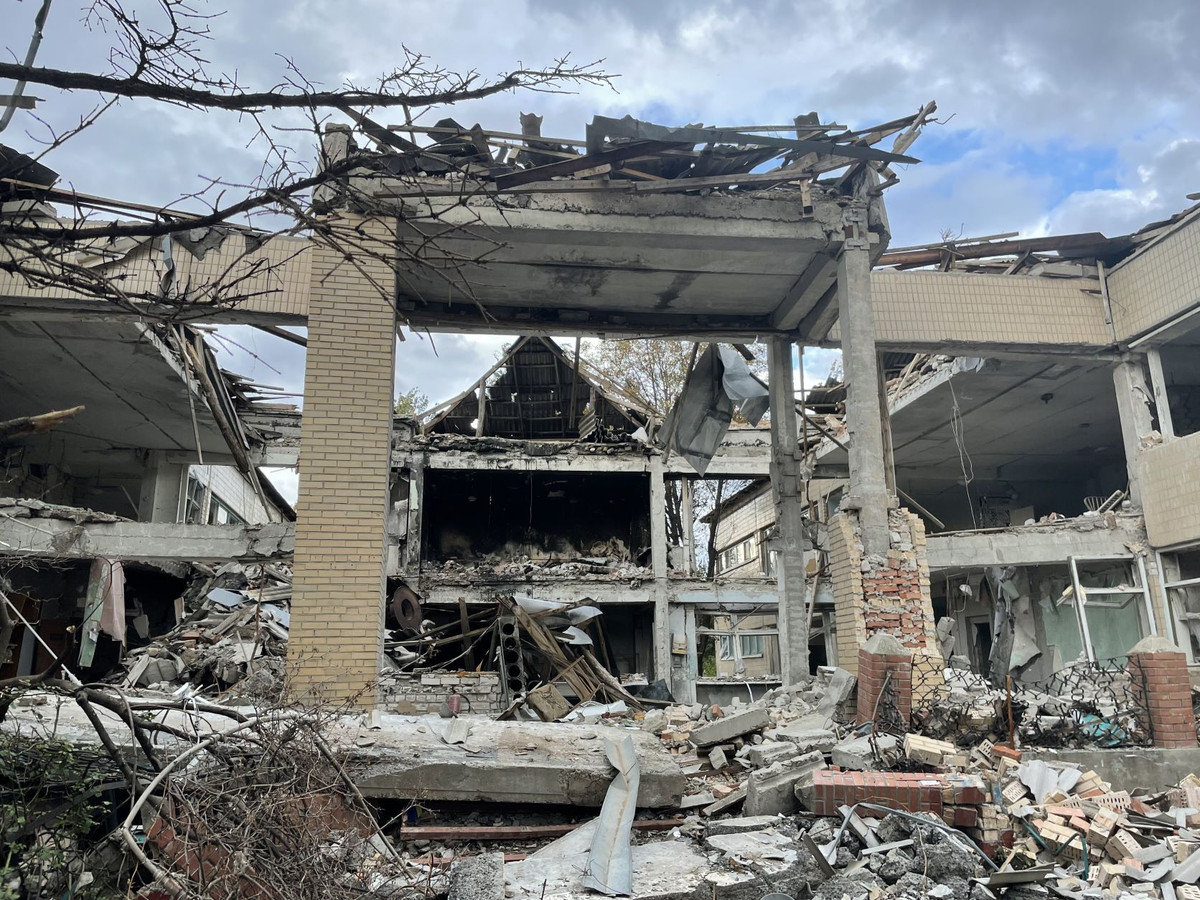 Ngày hôm qua, có thông tin rằng, lực lượng Wagner đã tiến vào trung tâm thị trấn Soledar và đang cận chiến với lính Ukraine phòng thủ tại đây. Giờ đây, họ đang di chuyển về phía tây, truy quét những lực lượng còn lại của quân Ukraine còn chốt giữ tại đây. 