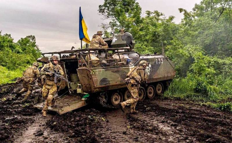 Lộ diện hướng tấn công chính của quân đội Ukraine? - Hình 4 Lo dien huong tan cong chinh cua quan doi Ukraine?-Hinh-4