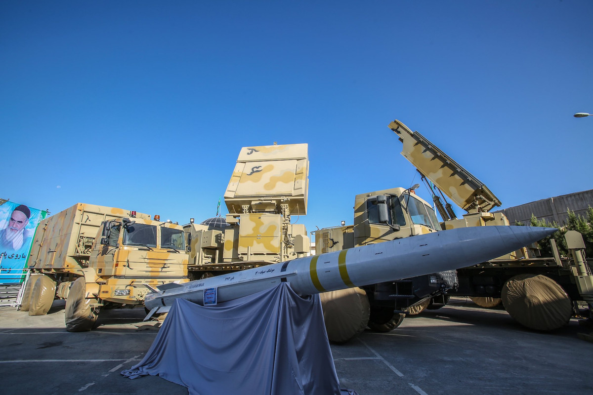 Tuy nhiên các quan chức Iran tuyên bố rằng, mẫu cải tiến và mới nhất của Bharwal-373 sắp ra mắt, và hiệu suất của mẫu mới có thể tương đương hoặc tốt hơn S-400.