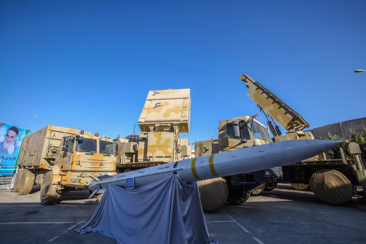 Tuy nhiên các quan chức Iran tuyên bố rằng, mẫu cải tiến và mới nhất của Bharwal-373 sắp ra mắt, và hiệu suất của mẫu mới có thể tương đương hoặc tốt hơn S-400.