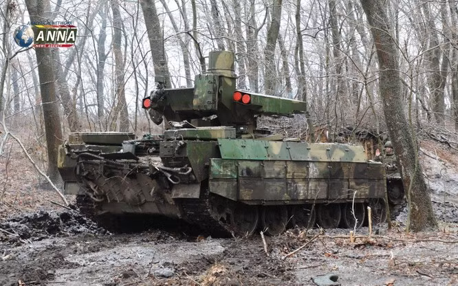 Cho đến nay, ngoài Nga, không có quốc gia nào khác trang bị cho quân đội của họ những vũ khí như vậy và đã có nhiều ý kiến khác nhau về hiệu quả của xe hỗ trợ hỏa lực tăng Terminator; ngay cả trong nội bộ Quân đội Nga cũng có nhiều ý kiến trái chiều, nên tiến độ trang bị Terminator diễn ra chậm.