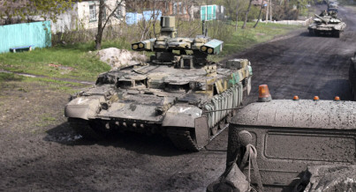 Mặc dù vậy, trong hàng loạt trận chiến khốc liệt, đặc biệt là khi chiến đấu trong đô thị, những người lính bộ binh chiến đấu quý giá này, vẫn bị sử dụng một cách lãng phí và chịu nhiều thiệt hại. Đặc biệt là chiến thuật tiến quân ồ ạt, nhưng thiếu hỏa lực chuẩn bị, như trong thời gian đầu của cuộc xung đột.