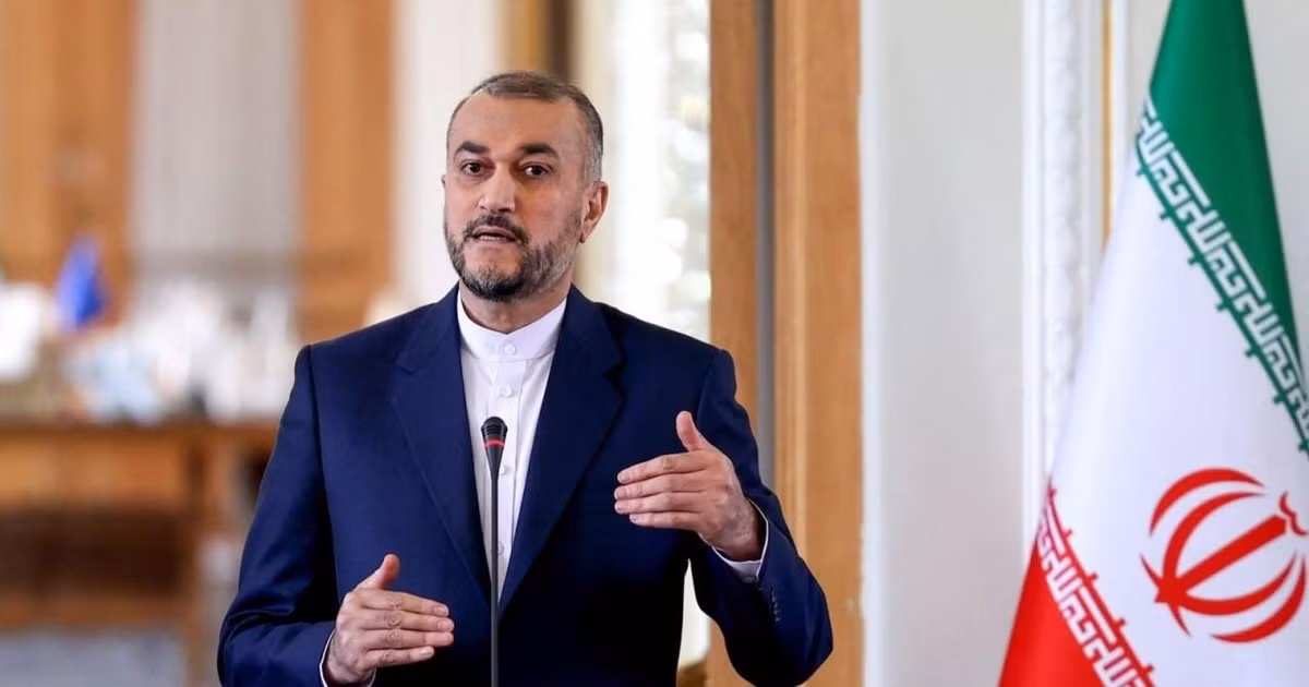 Trong cuộc phỏng vấn với hãng tin Iran Fars vào ngày 5/11, Bộ trưởng Ngoại giao Iran Hossein Amir Abdollahian thừa nhận rằng, việc giao UAV của Iran cho Nga đã thực sự diễn ra. Nhưng chúng xảy ra vài tháng trước khi bắt đầu chiến dịch đặc biệt ở Ukraine với số lượng rất nhỏ. 