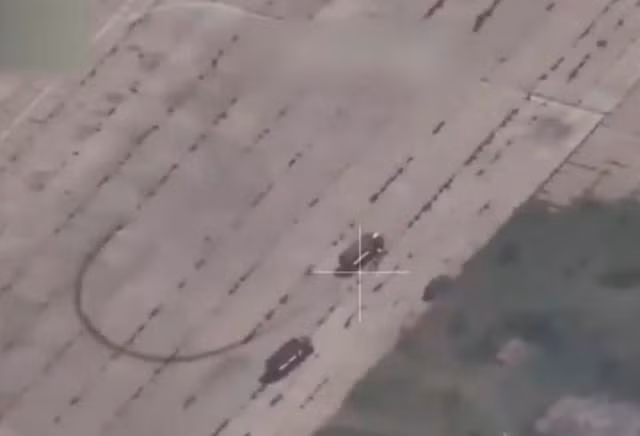 Không khó khăn gì khi UAV trinh sát của Nga đã phát hiện được trực thăng Mi-24 của Ukraine tại sân bay Poltava, đồng thời có các phương tiện hỗ trợ và sở chỉ huy tương ứng ở gần đó. Sau khi thông tin trinh sát của UAV truyền về, Nga đã sử dụng tên lửa đạn đạo Iskander mang đầu đạn chùm để thực hiện cuộc tấn công. 