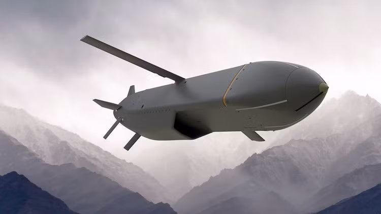 Tuy nhiên, đối với Nga, khi phải đối mặt với loại vũ khí tiên tiến như vậy, chiến lược phản ứng ban đầu của nước này dường như bị “lúng túng”. Tính năng tàng hình và cơ chế né tránh thông minh của Storm Shadow khiến hệ thống phòng không truyền thống của Quân đội Nga khó phát hiện và đánh chặn. Trong trường hợp này, việc có được một tên lửa Storm Shadow hoàn chỉnh để nghiên cứu chuyên sâu đã trở thành giải pháp trực tiếp và hiệu quả nhất. 