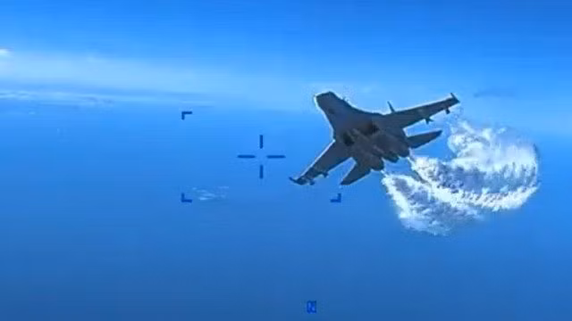 Tên lửa Pantsir-S1 của Nga phát nổ cách UAV Mỹ chỉ trong gang tấc - Hình 4 Ten lua Pantsir-S1 cua Nga phat no cach UAV My chi trong gang tac-Hinh-4