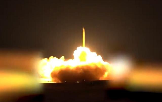 Iran gặp bất lợi, vì không có khả năng tiến hành đánh giá sau mỗi đợt tấn công. Một khi tên lửa đã được phóng đi, họ không biết liệu chúng có đánh trúng mục tiêu hay không? Họ chỉ có thể đợi phương Tây công bố ảnh vệ tinh, trước khi có thể có được một ý tưởng sơ bộ. Vì vậy, chỉ có bản thân Israel mới biết được sức công phá thực sự của tên lửa Iran.