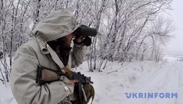 Theo thông báo sơ bộ của cuộc điều tra, không chỉ quân nhân bị thiệt mạng say rượu, mà những đồng đội nổ súng vào anh ta cũng đang trong trạng thái say. Và những phát súng oan nghiệt đã giết chết chính đồng đội của họ.