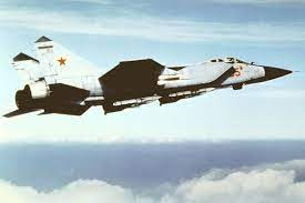 Ngay từ những năm 1980, tiềm năng mang các loại vũ khí đặc biệt lớn của MiG-31 đã được công nhận; cùng với trần bay rất cao, khiến nó trở thành một ứng viên tối ưu để phát triển thành một máy bay chống vệ tinh của Mỹ; phiên bản chống vệ tinh này có tên MiG-31D, và đã có 4 chiếc được chế tạo.