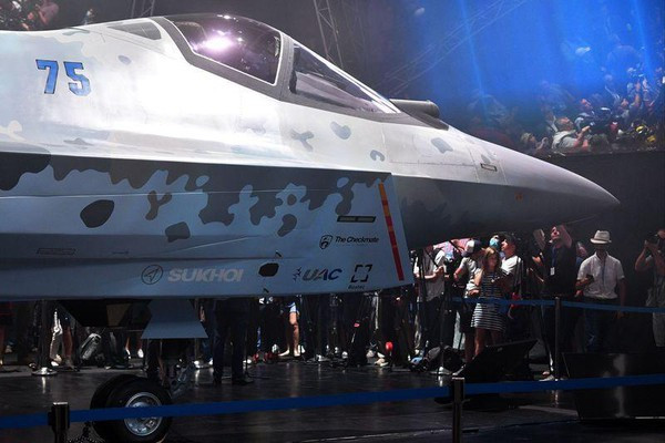 Với việc mất thị trường UAE, chương trình máy bay chiến đấu Su-75 sẽ bị ảnh hưởng nghiêm trọng trong tương lai và có thể tác động tiêu cực đến ngành công nghiệp hàng không quân sự Nga; nhất là khi hiện nay, Mỹ đang bao vây các khách hàng của Nga.