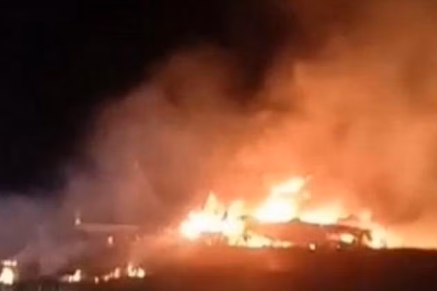 Theo tờ Skynews của Anh, từ đêm ngày 5 tháng 8 đến rạng sáng ngày 6 tháng 8, Quân đội Nga đã thực hiện một trong những cuộc tấn công tổng hợp, được coi là lớn bậc nhất vào cơ sở hạ tầng quân sự của Ukraine kể từ khi “ chiến dịch quân sự đặc biệt” diễn ra. 