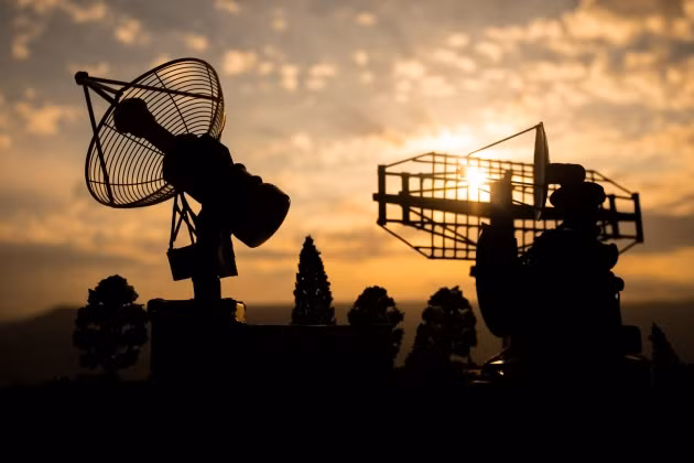 Theo truyền thông Nga, những nỗ lực của NATO, nhằm tiến hành các hành động khiêu khích chống lại Nga, đã bị Nga ngăn cản quyết liệt bằng cả biện pháp “mềm” và “cứng”.