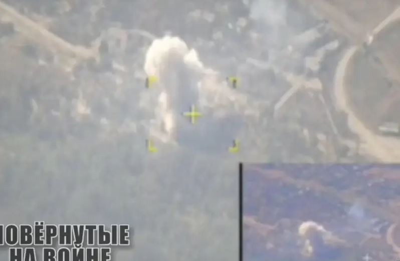 Không chỉ trên các mặt trận giao chiến trực tiếp, tại khu vực phía nam Ukraine, ở bên kia sông Dnieper, Lực lượng Không quân chiến thuật Nga cũng xuất kích, tấn công các điểm tập trung quân của quân Ukraine ở làng Kazatskoye, nằm bên hữu ngạn sông Dnieper.