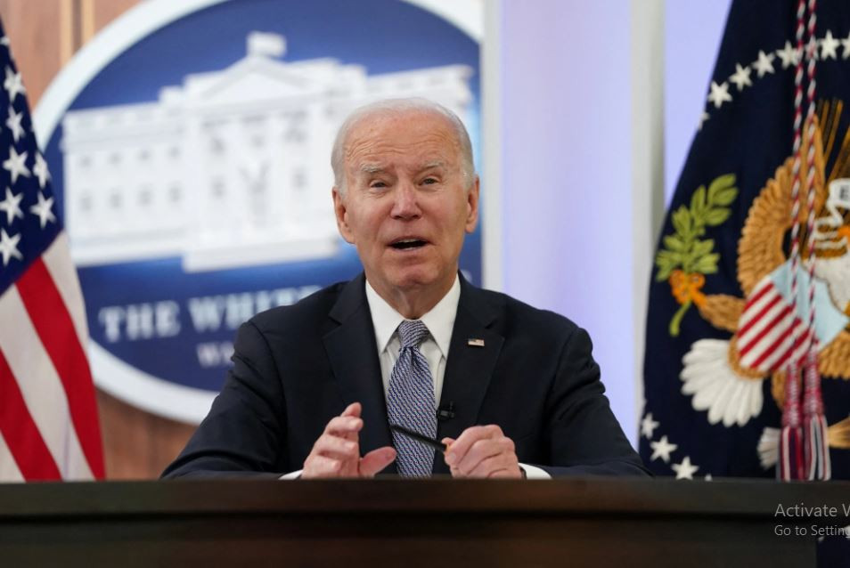 Tổng thống Biden đã sử dụng Ukraine như một con bài thương lượng quan trọng để giành được phiếu bầu. Hiện tại, ông không những thiếu thực lực mà còn cần phải có kết quả ấn tượng. Cả Mỹ và NATO đều cần tin chiến thắng từ Ukraine, nên Quân đội Ukraine phải tấn công Kharkov bằng mọi giá. 