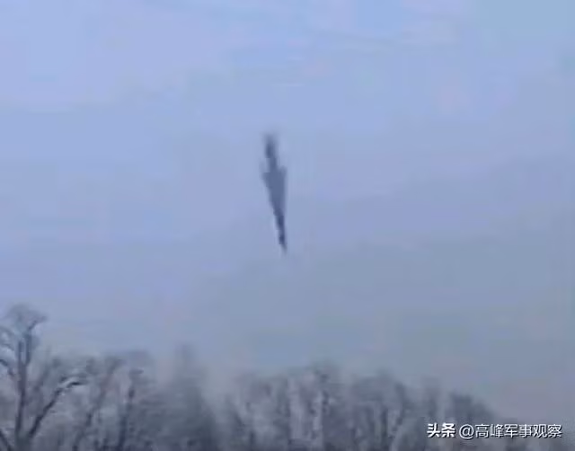 Gần đây, Không quân Nga đã sử dụng bom lượn có điều khiển UMPK, phá hủy sở chỉ huy thuộc Lữ đoàn đặc biệt số 59 Khyzhak của AFU. Có thông tin cho biết, một quả bom dẫn đường chính xác UMPK, đã đánh trúng sở chỉ huy của một đơn vị cấp lữ đoàn, thuộc Cụm quân phía Tây của AFU. 