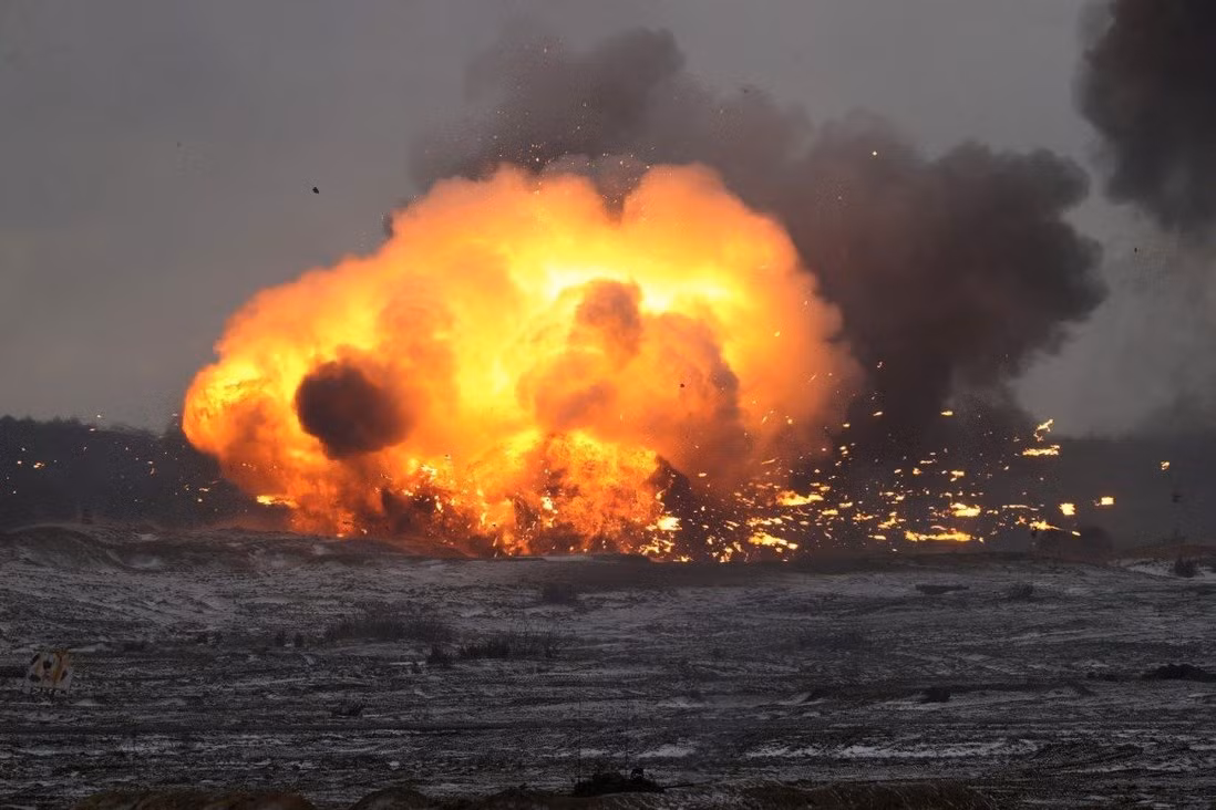 Thông tin mới nhất về thiệt hại của Quân đội Ukraine trong những giờ đầu của chiến dịch đặc biệt, do Quân đội Nga tiến hành đối với cơ sở hạ tầng quân sự Ukraine, thì cảng Odessa và các khu vực tiếp giáp trực tiếp với khu vực Odessa đang bị quân Nga tấn công.