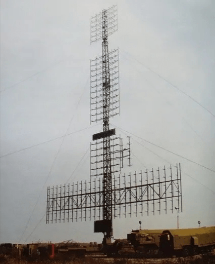 MiG-29 Ukraine qua mặt được hệ thống phòng không S-400 Nga? - Hình 11 MiG-29 Ukraine qua mat duoc he thong phong khong S-400 Nga?-Hinh-11