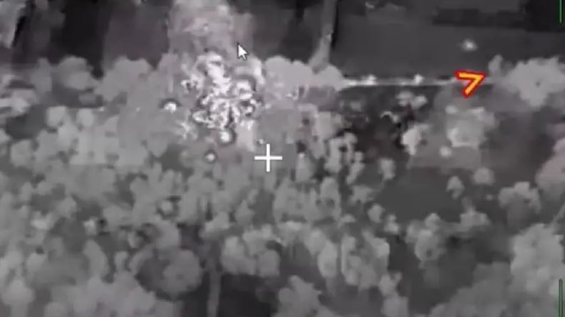 Bộ Quốc phòng Nga ngày 8/7 thông báo, họ đã sử dụng thành công tên lửa tầm xa để phá hủy 3 hệ thống pháo phản lực cơ động cao HIMARS của Quân đội Ukraine và tiêu diệt 10 chuyên gia bảo trì nước ngoài trong cuộc tấn công.