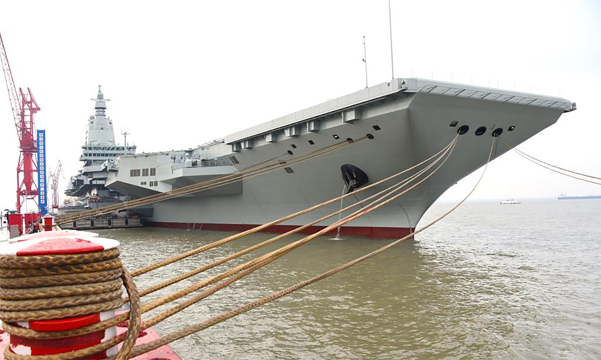 Tuy nhiên, hạn chế của Type 003 là về động cơ, khi vẫn sử dụng năng lượng thông thường, khiến hạn chế thời gian hoạt động trên biển; nhất là các hoạt động tầm xa. Bằng cách đẩy nhanh quá trình phát triển tàu sân bay chạy bằng năng lượng hạt nhân, Trung Quốc đang đẩy nhanh quá trình hoàn thiện năng lực không quân hải quân.